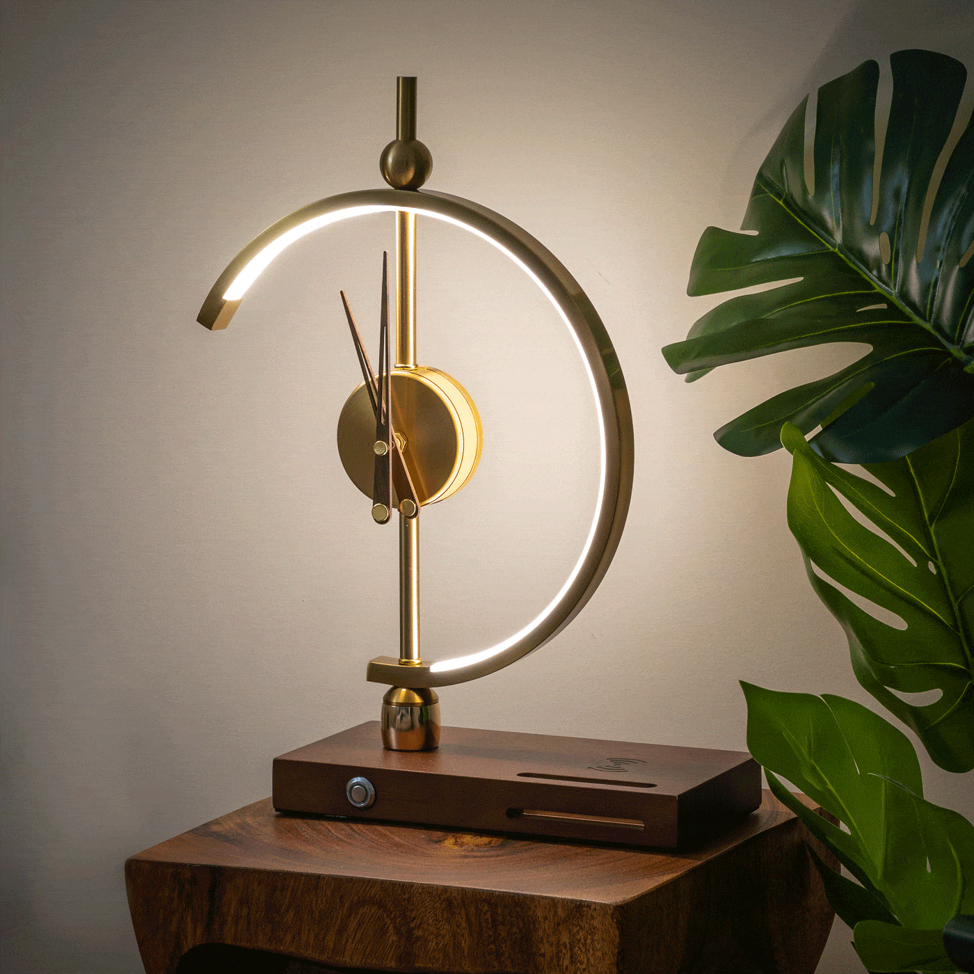 Modern Lamp with Clock & USB Charger