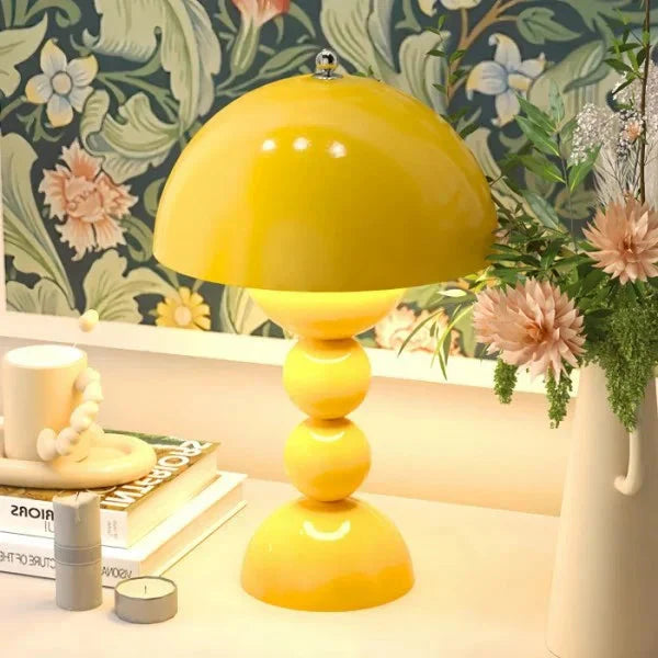 Bright Nordic Flower Bud Lamp