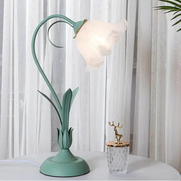 Classic Vintage Adjustable Flower Table Lamp – Stylish and Functional Light