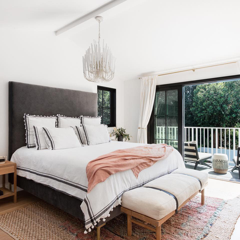 Multi-Stick Ceiling Chandelier – Cluster Pendant Light