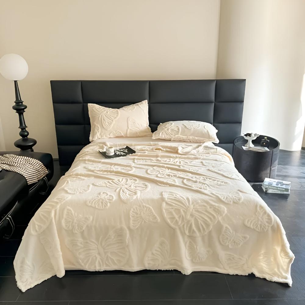 Soft Butterfly Pattern Flannel Blanket