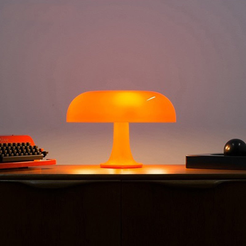 Minimalist Table Lamp in Mushroom Shape