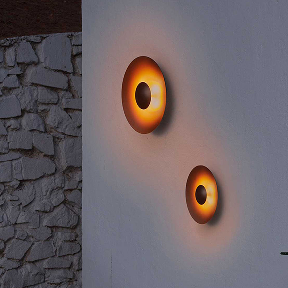 Modern Round Metal Wall Light – Outdoor LED Lamp