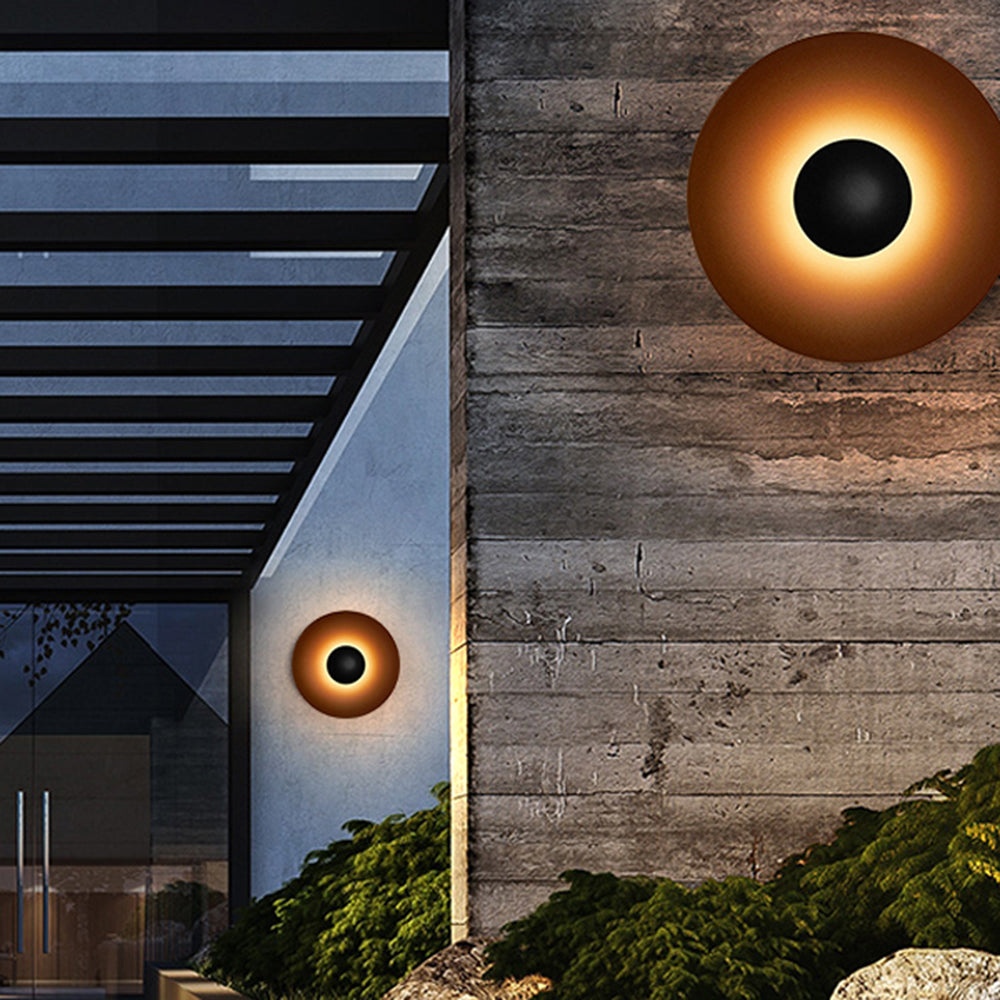 Modern Round Metal Wall Light – Outdoor LED Lamp