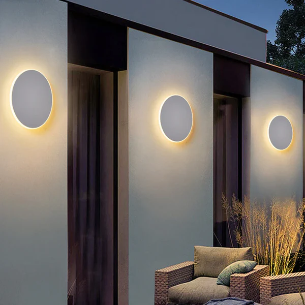 Metal Outdoor LED Wall Light | Modern Round Shape