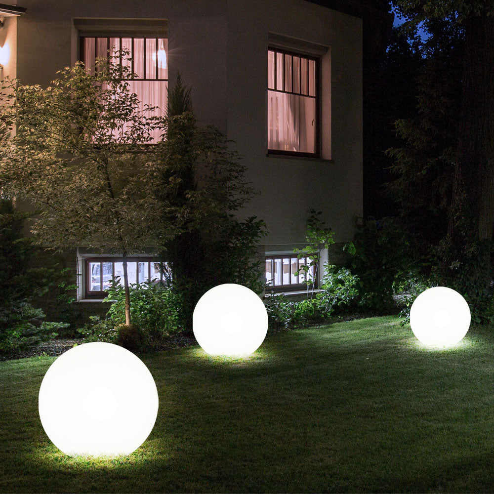 LumiGlobe Outdoor Globe Light – Weatherproof & Stylish