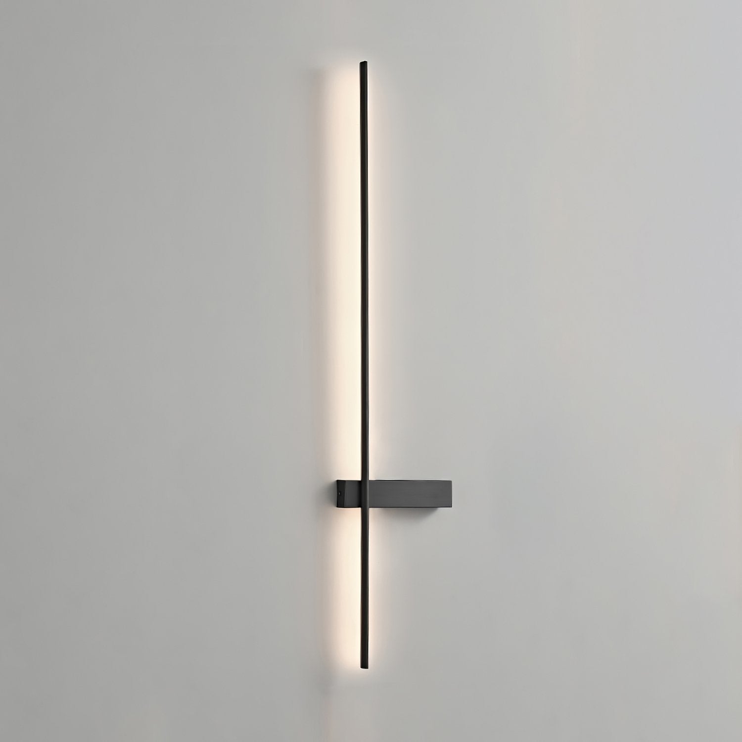 Modern Vertical LED Wall Sconce - Minimalist Black Metal Lamp