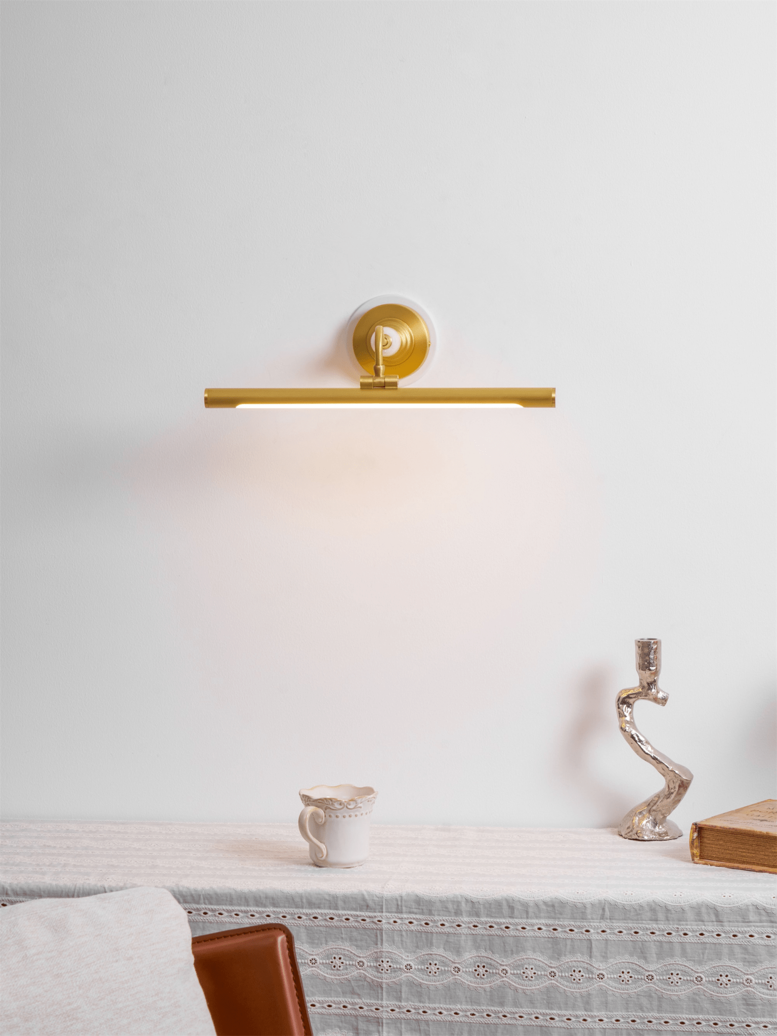 Archer Art LED Wall Lamp – Bedrooms & Hallways LED Picture Light