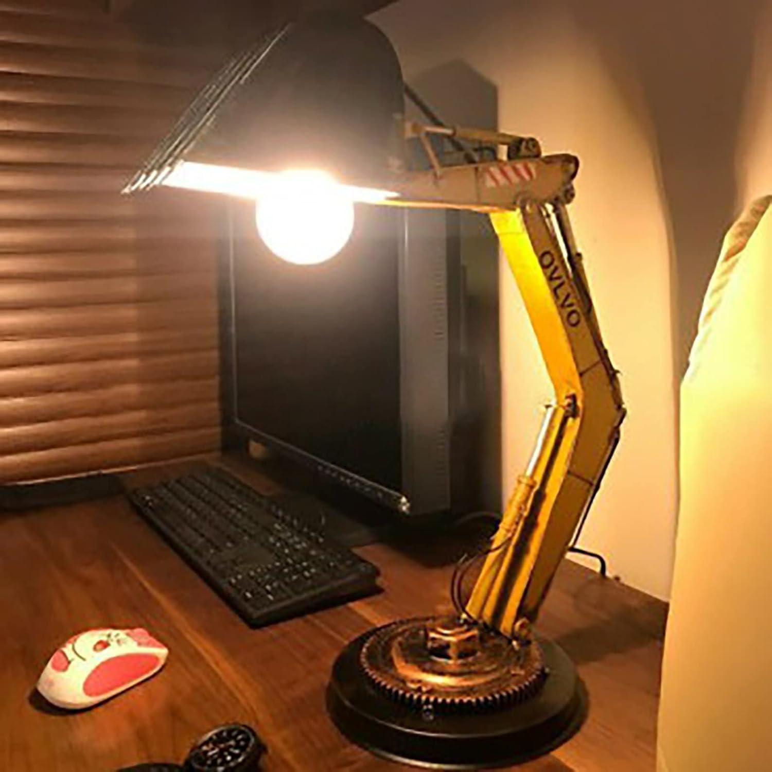 Creative LED Excavator Table Lamp | Reading Lamp