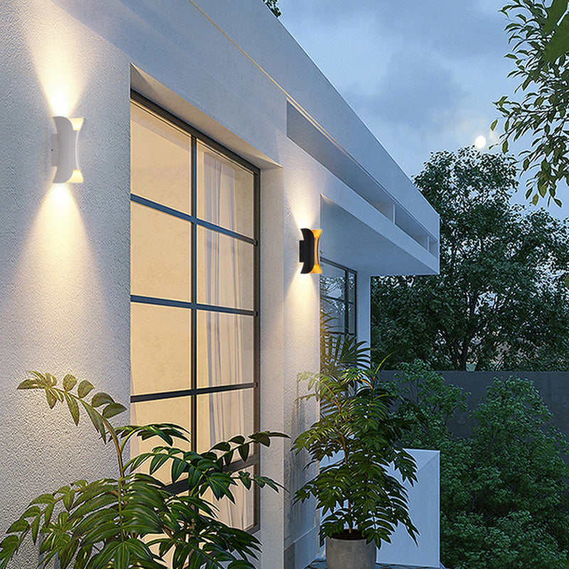 Curved Exterior Wall Light – LED Outdoor Fixture