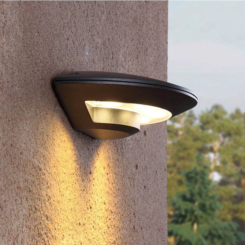 UFO Style Outdoor Wall Lamp – Sleek Black Metal LED Lighting Fixture