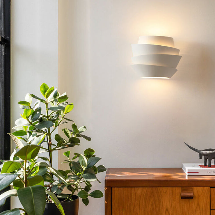 Sleek Scandinavian Wall Light – Modern Minimalist Lighting