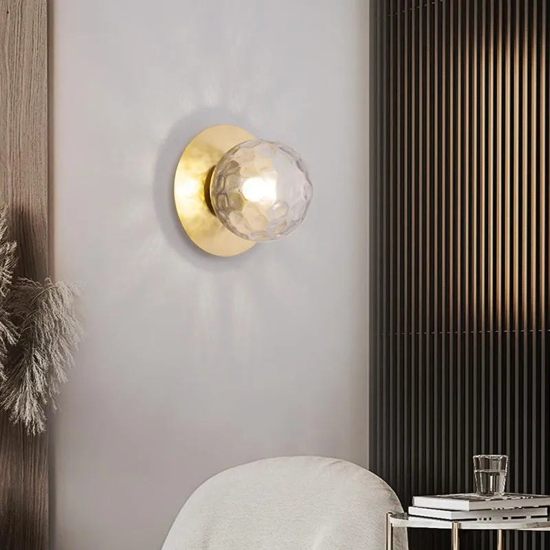 Compact Indoor Wall Lamp – Space-Saving Metal and Glass Design