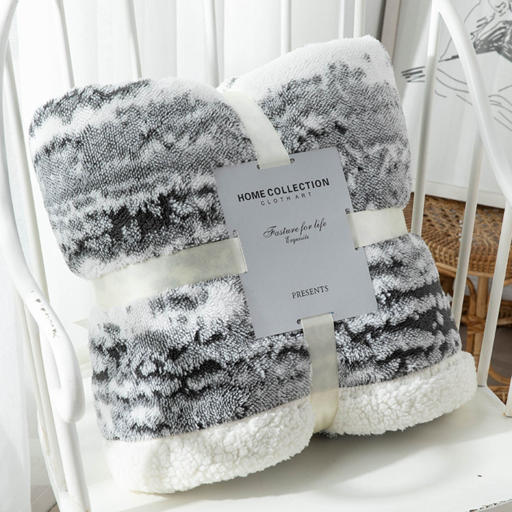 Elegant Seraphina Velvet Sherpa Blanket