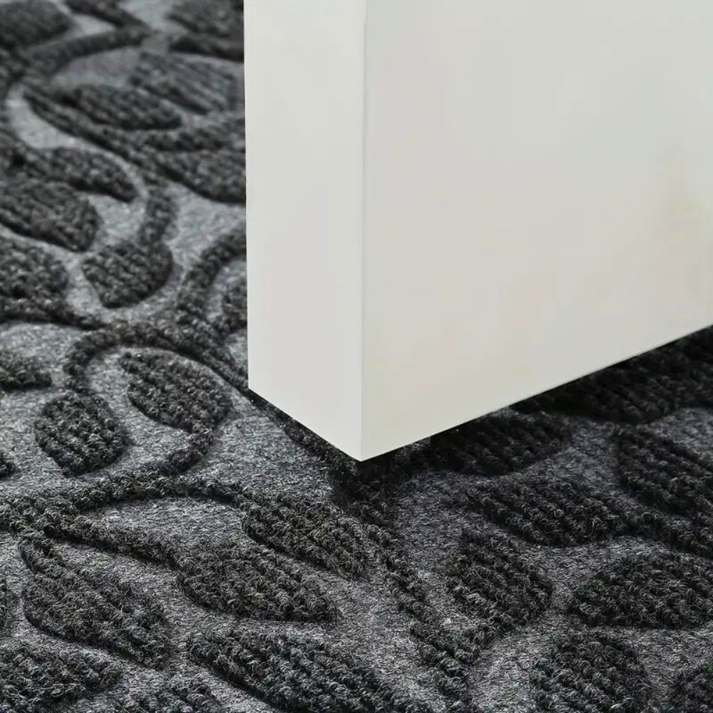 Classic Elegance Door Mat – Perfect Entryway Accessory - Atelier Dubois Paris