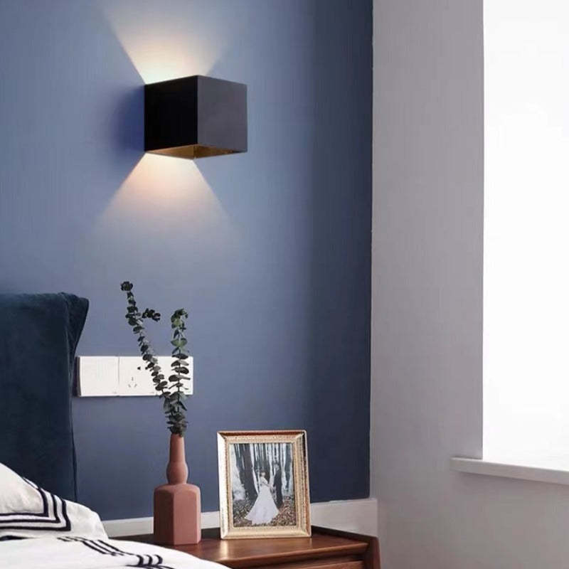 Modern Outdoor Wall Lamp – Waterproof Aluminum LED Fixture