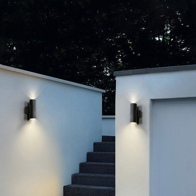 Minimalist Double-Headed Outdoor Wall Lamp – Modern Black Metal Lighting
