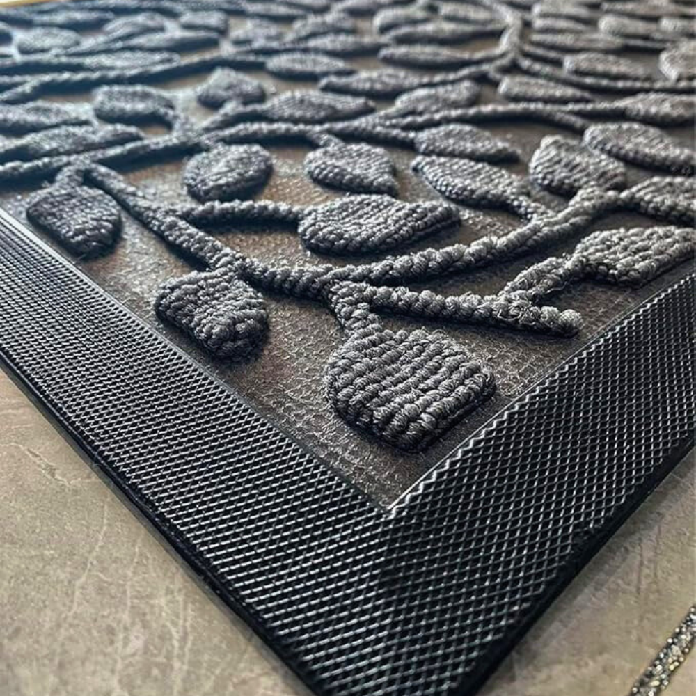 Classic Elegance Door Mat – Perfect Entryway Accessory - Atelier Dubois Paris