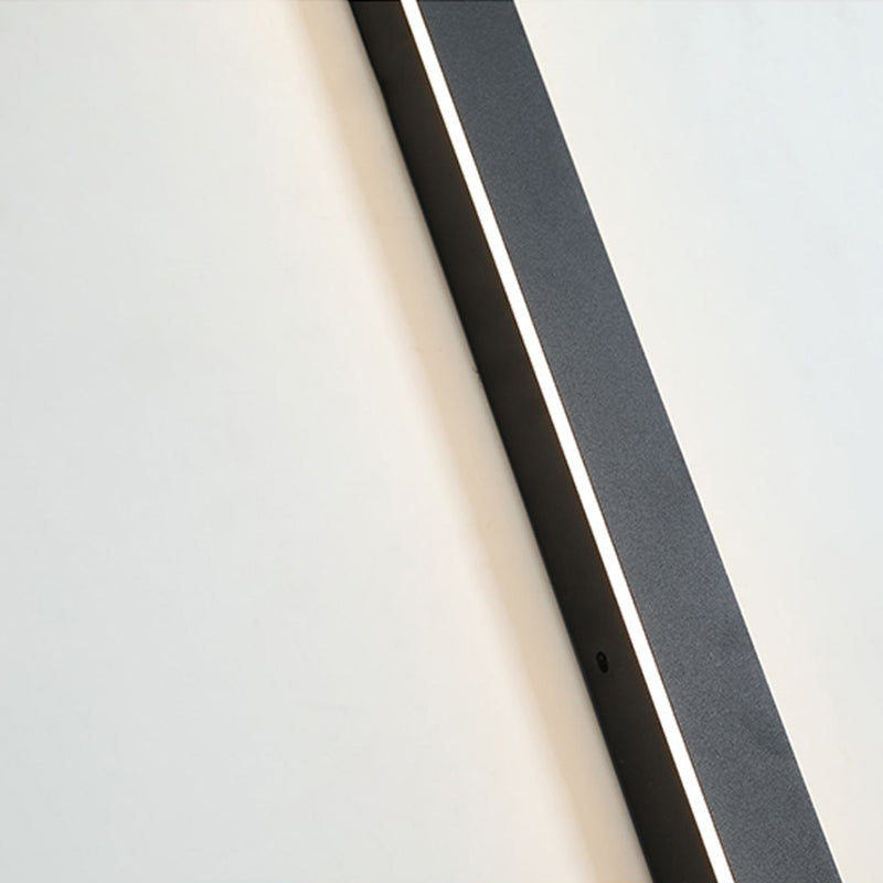 Outdoor Metal LED Linear Wall Lamp – IP65 Exterior Light