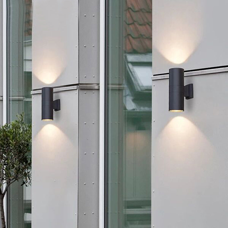 Minimalist Double-Headed Outdoor Wall Lamp – Modern Black Metal Lighting