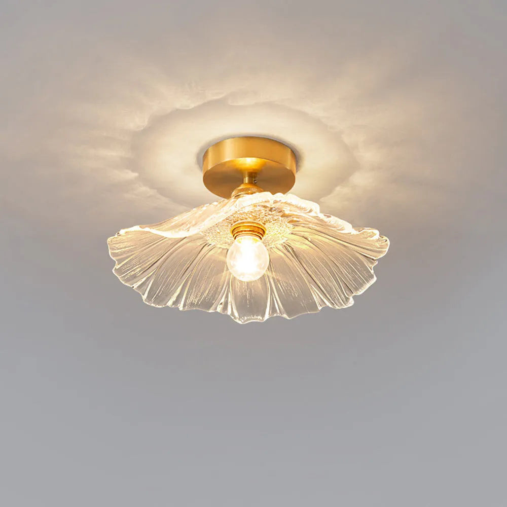 Flower-Shaped Pendant Light – Clear Glass Petals with Retro Brass Details