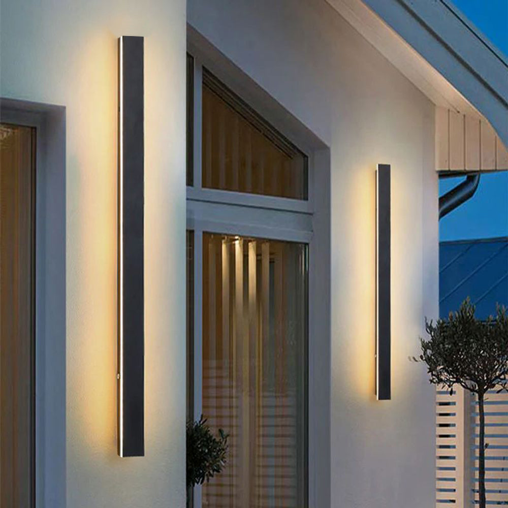 Outdoor Metal LED Linear Wall Lamp – IP65 Exterior Light