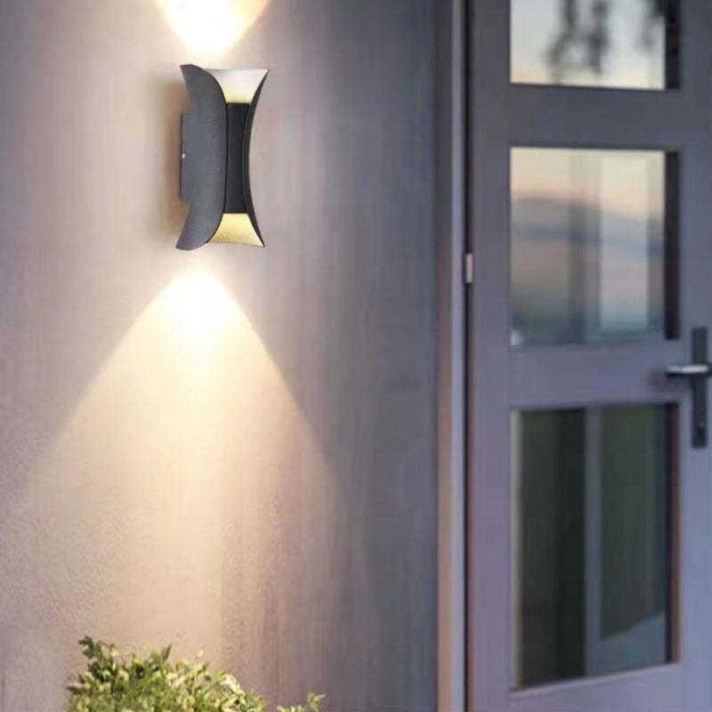 Curved Exterior Wall Light – LED Outdoor Fixture