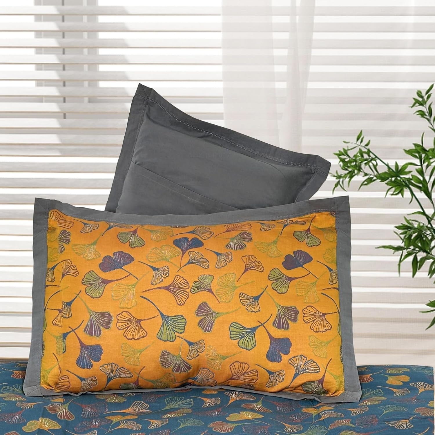 Embroidered Cotton Pillowcases – Nature-Inspired Ginkgo Leaf (2pcs)