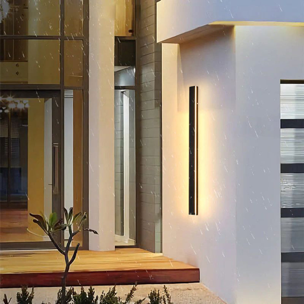 Outdoor Metal LED Linear Wall Lamp – IP65 Exterior Light
