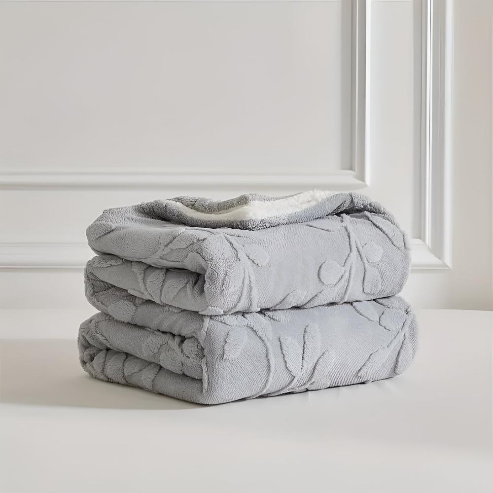 Cozy Leaf Motif Sherpa Blanket