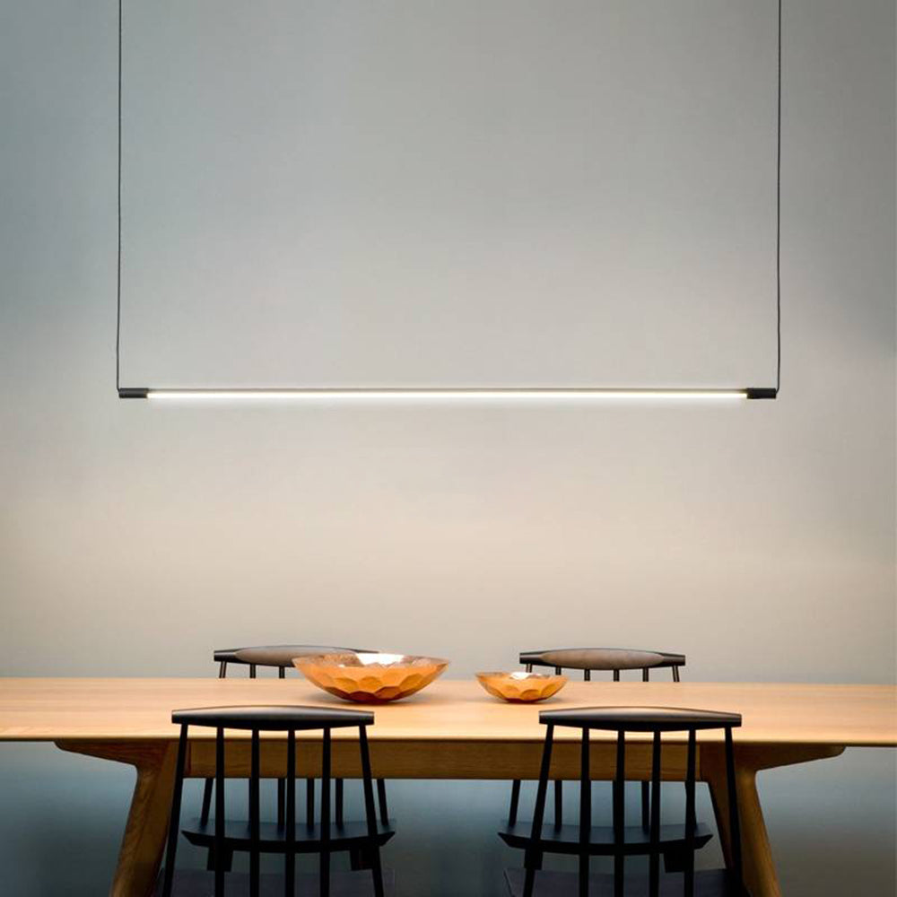 Minimalist Black Pendant Lamp – Sleek Indoor Lighting