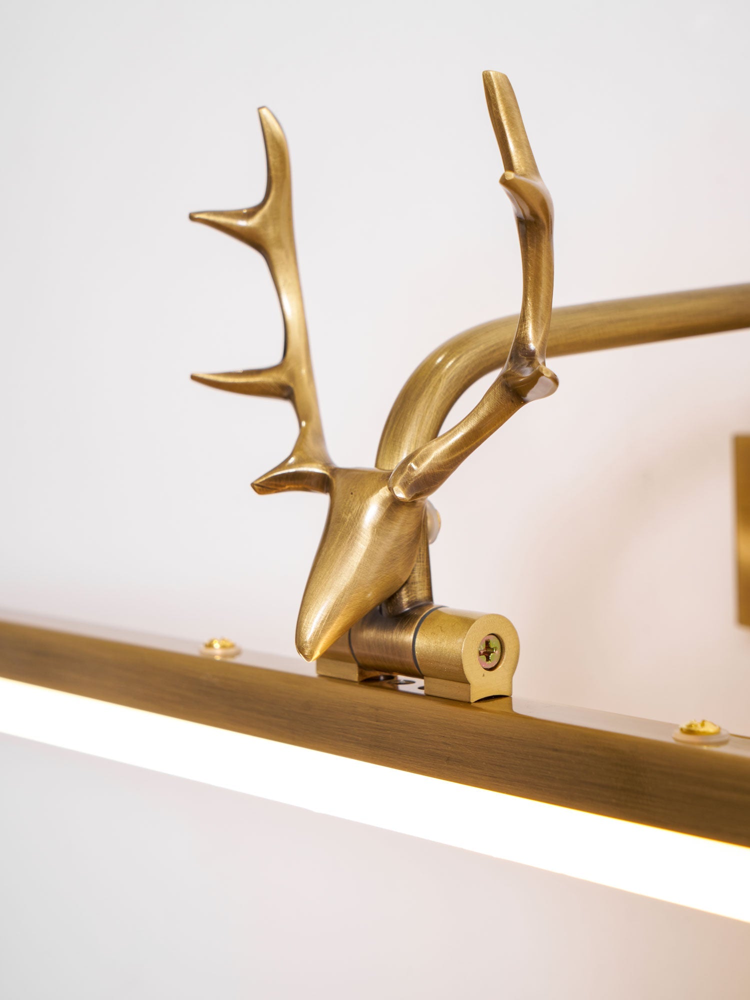 Antler-Inspired LED Wall Light – Living & Bedroom LED Lamp