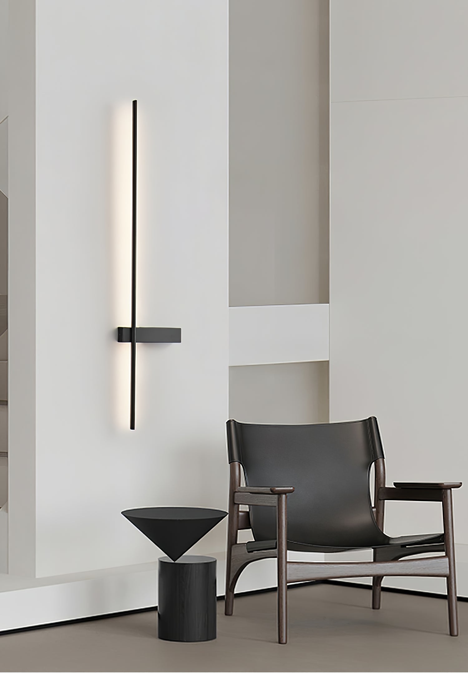 Modern Vertical LED Wall Sconce - Minimalist Black Metal Lamp