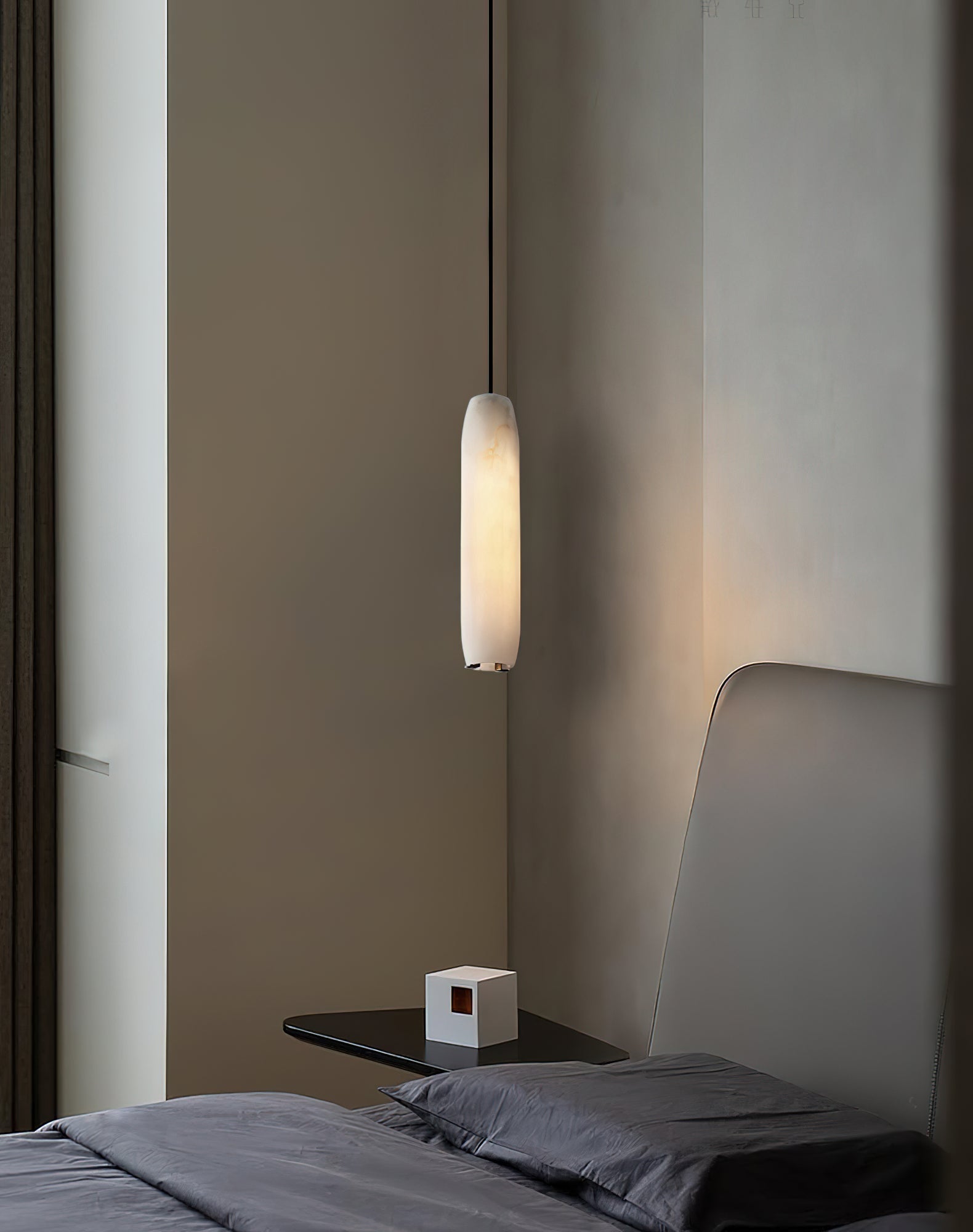 Minimalist Alabaster Pendant Lamp – Flute Style Ceiling Light