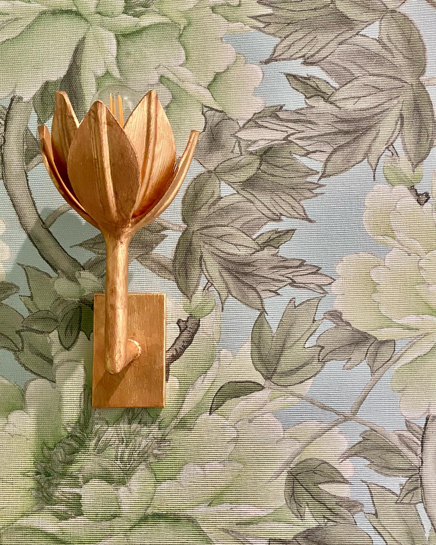 Floral Wall Sconce with Plaster Finish – Brass Accent Decorative Wall Light