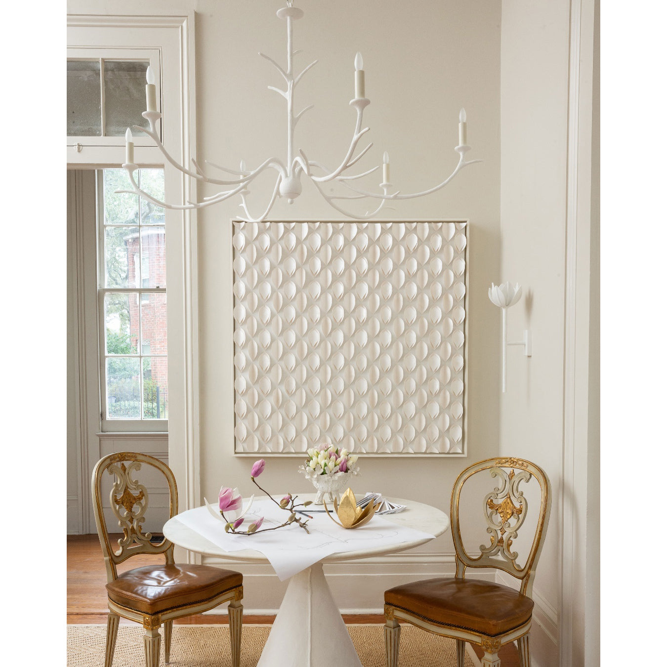 Floral Wall Sconce with Plaster Finish – Brass Accent Decorative Wall Light