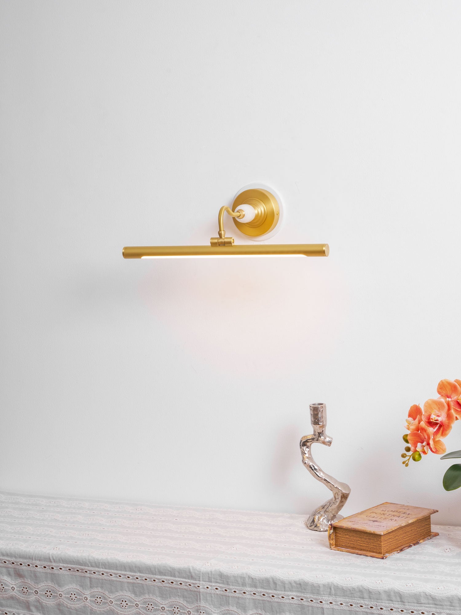 Archer Art LED Wall Lamp – Bedrooms & Hallways LED Picture Light