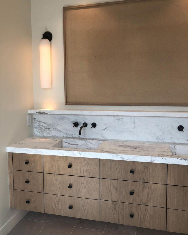 Float Glide Wall Sconce | Contemporary Vertical LED Wall Lamp
