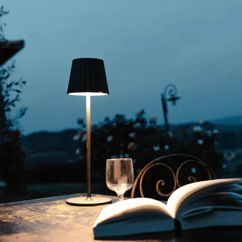 Easy Touch Dimming Compact Table Lamp