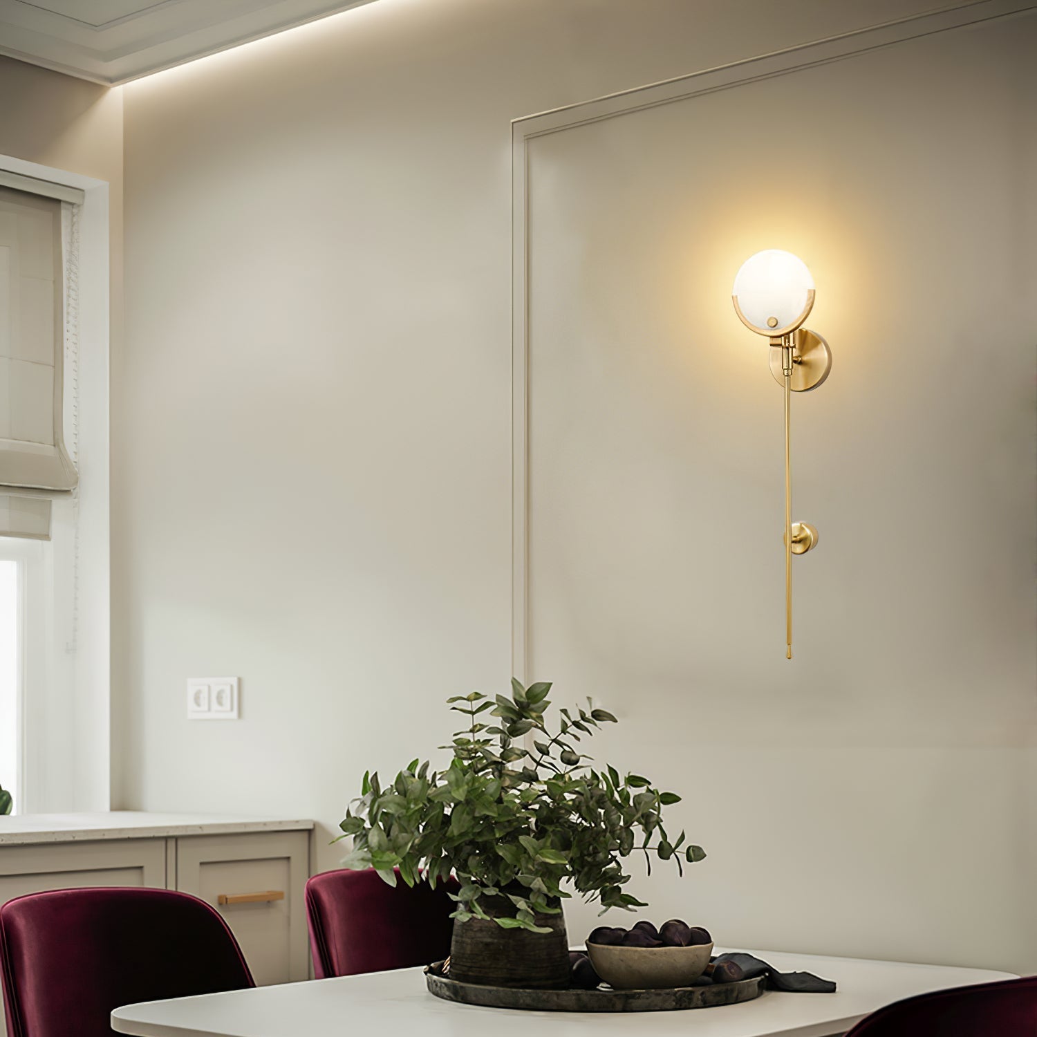 Modern Brass Wall Sconce – Alabaster Shade Accent Lamp