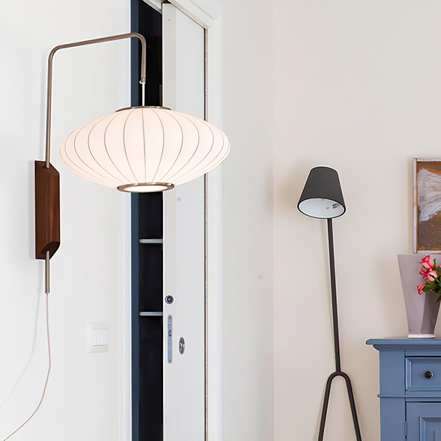 Chinese Lantern Style Wall Lamp