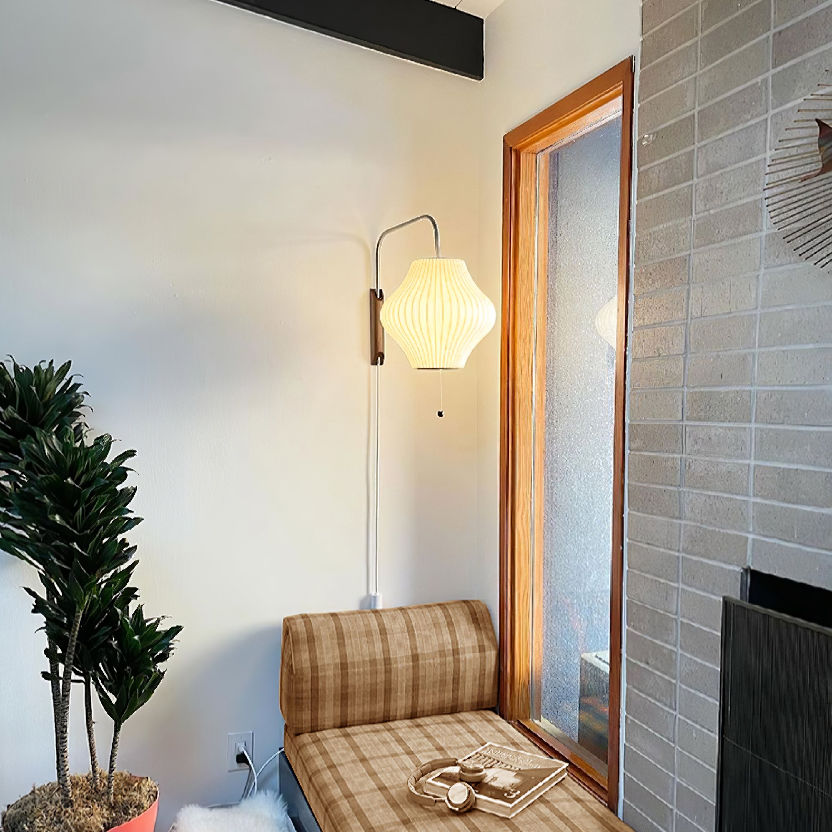 Chinese Lantern Style Wall Lamp