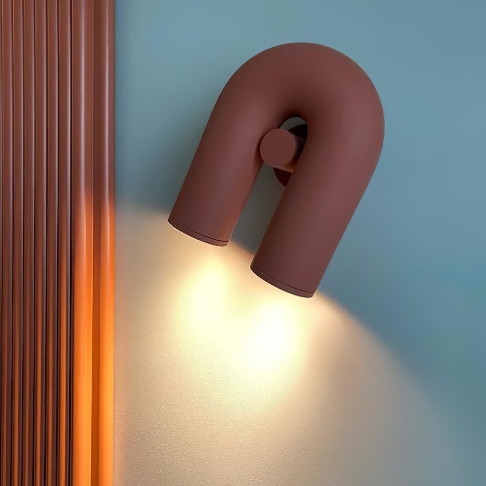 Contemporary U-Shape Wall Light