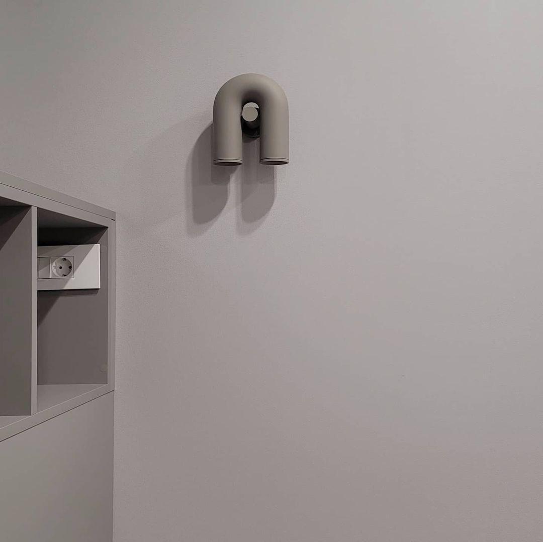 Contemporary U-Shape Wall Light
