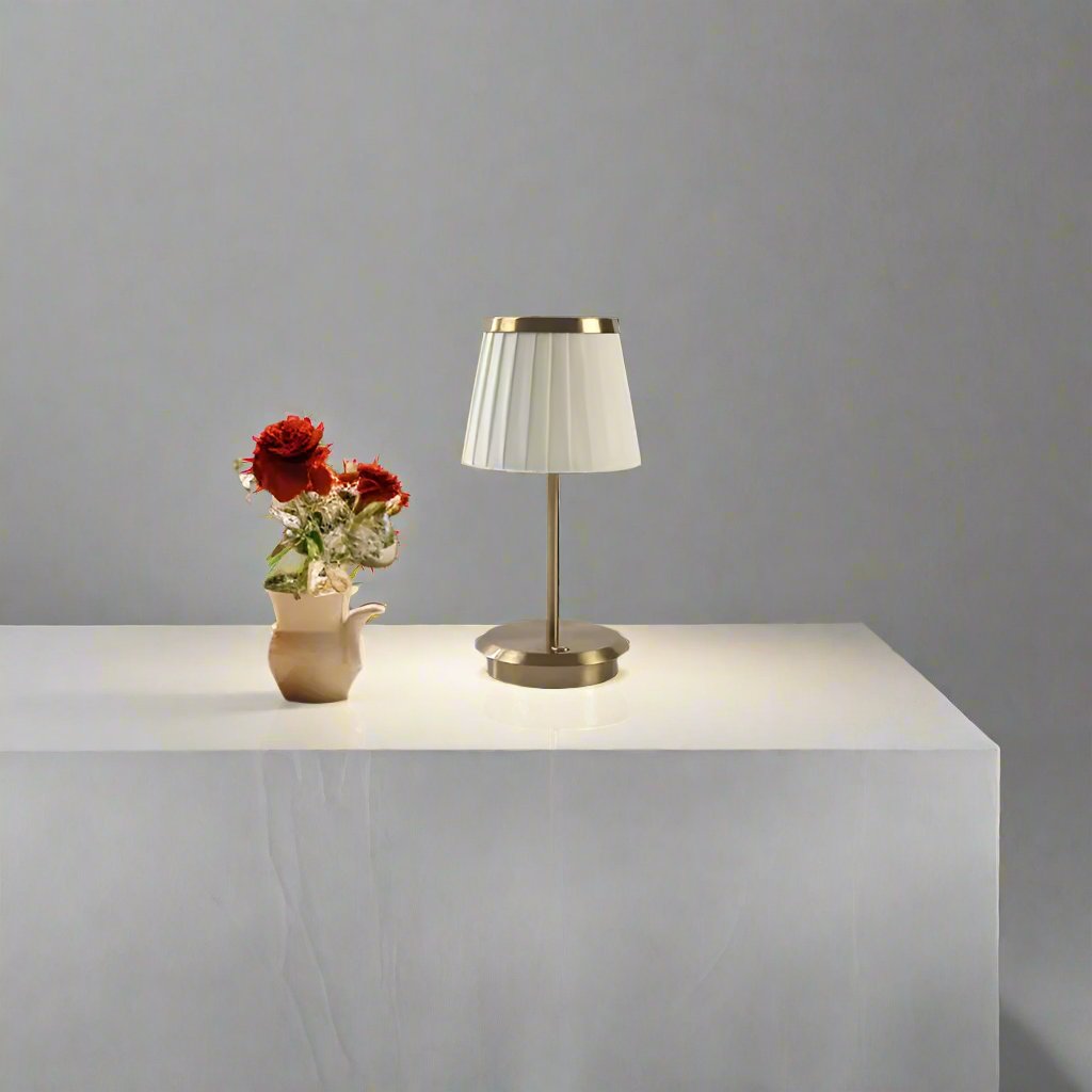 Traditional Elegant Table Lamp