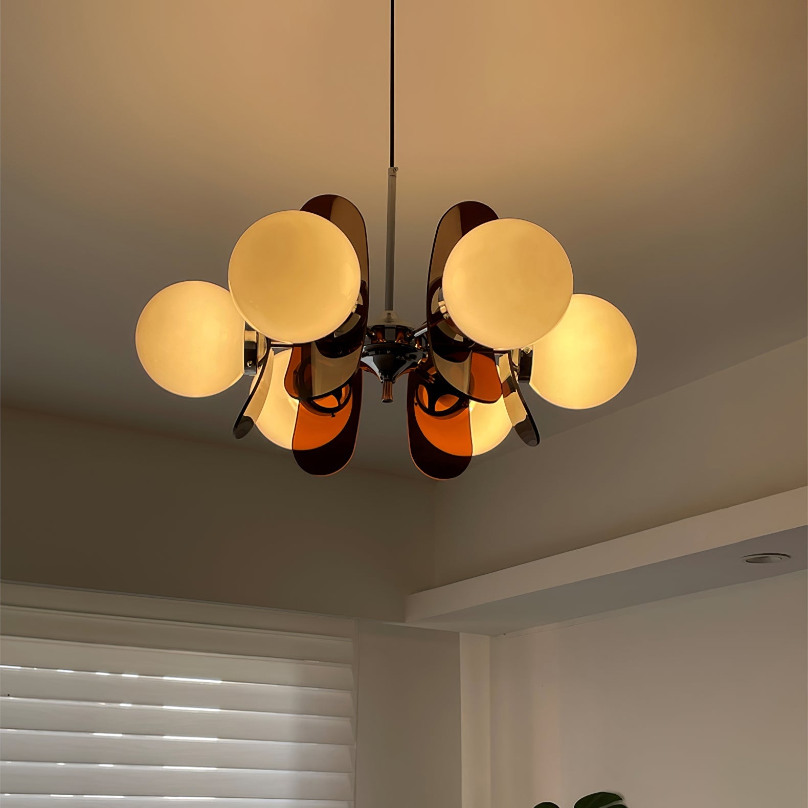 Retro Coloured Sputnik Chandelier – Timeless Ceiling Light