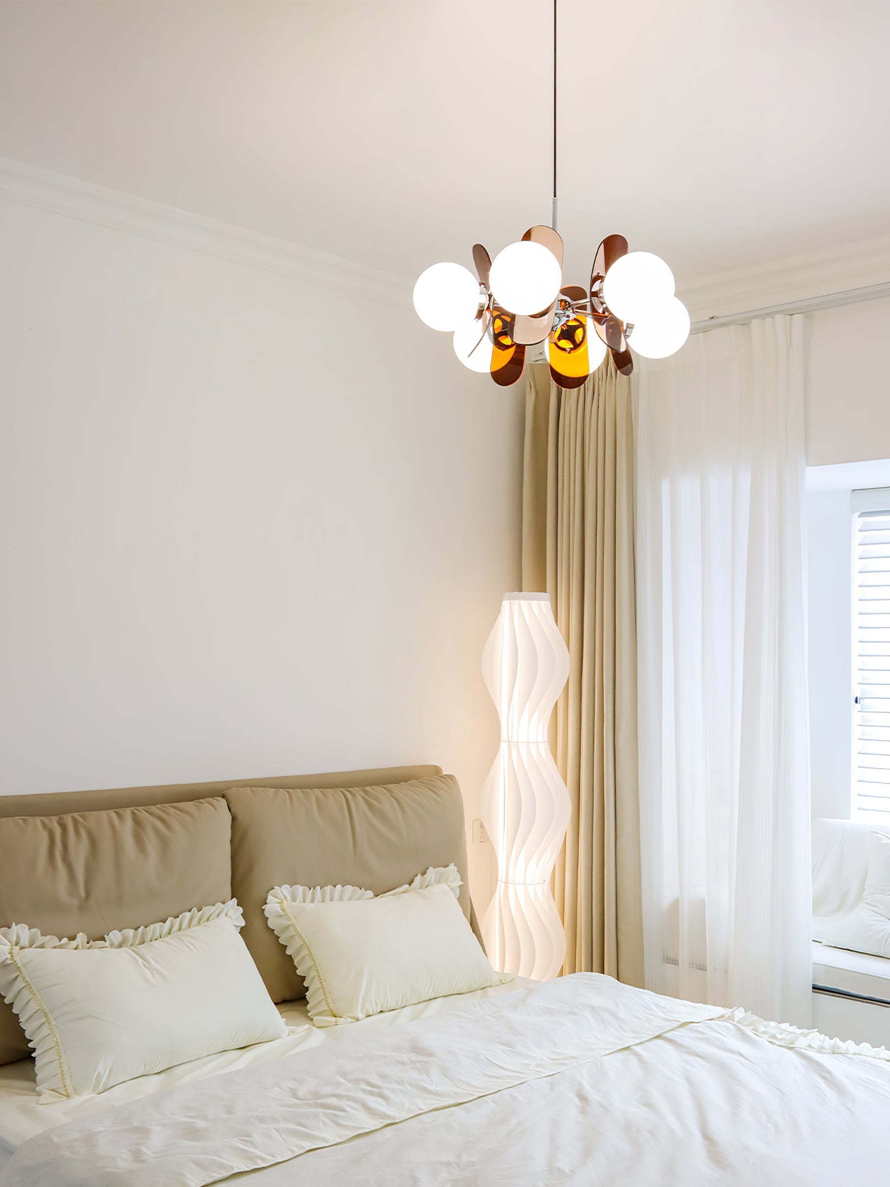 Retro Coloured Sputnik Chandelier – Timeless Ceiling Light