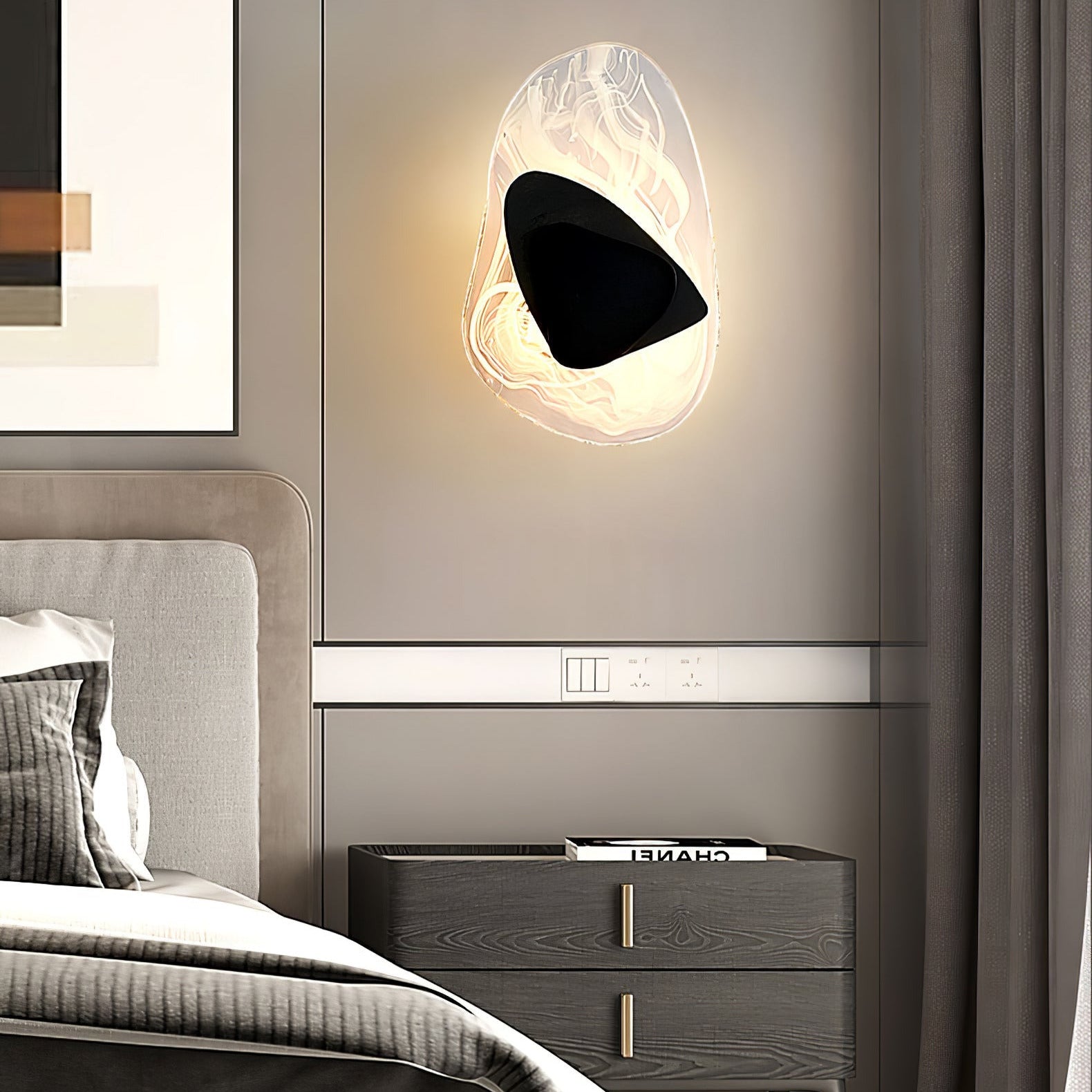 Artistic Glass Wall Sconce – Fluid Design LED Lamp