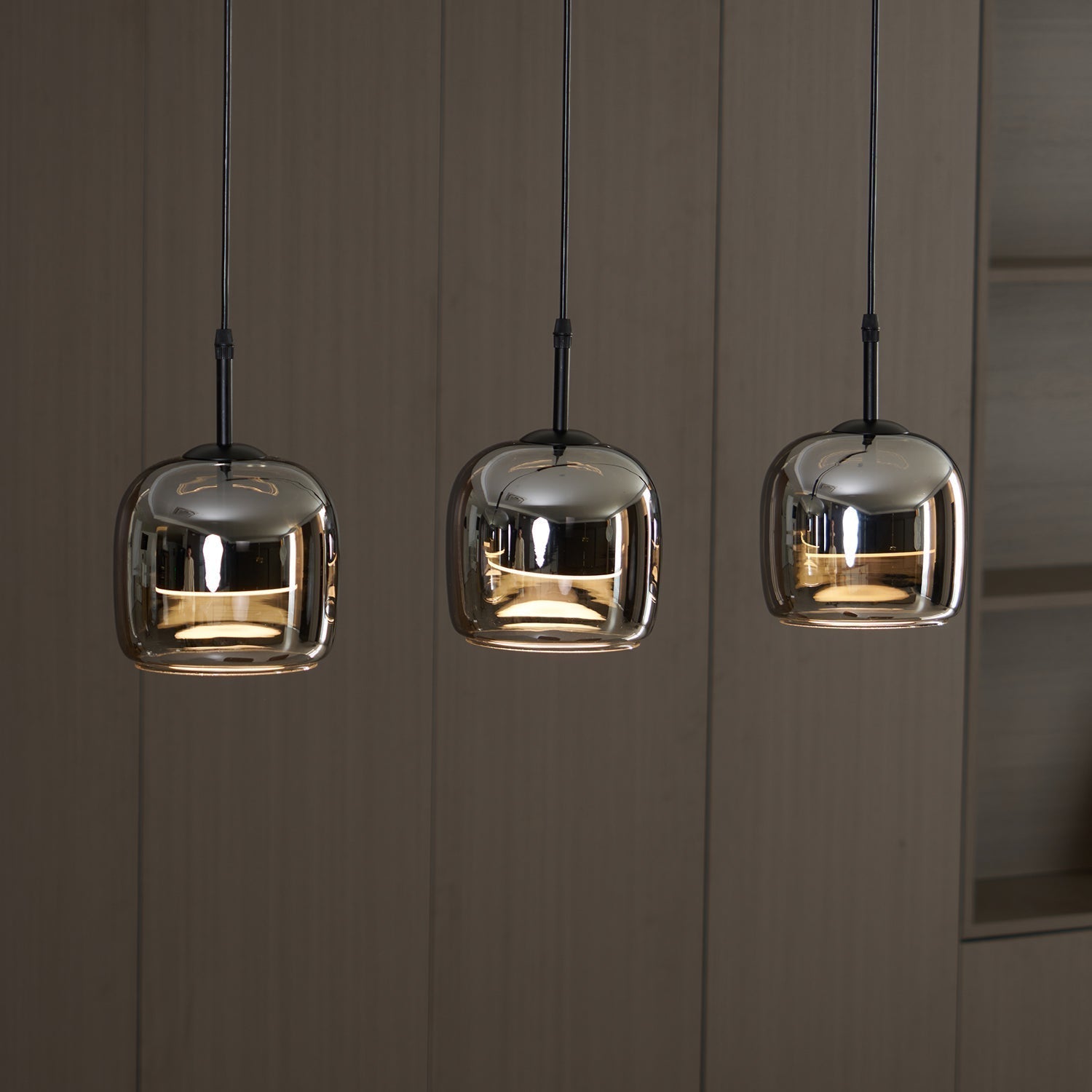 Modern Glass and Metal Pendant Light – Adjustable Chain Ceiling Fixture