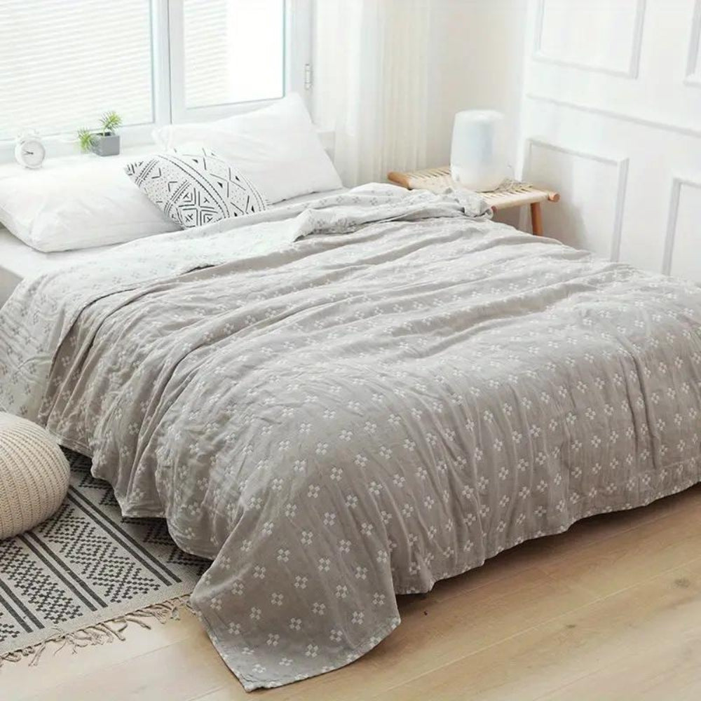 Cotton Throw with Geometric Diamond Dot Design